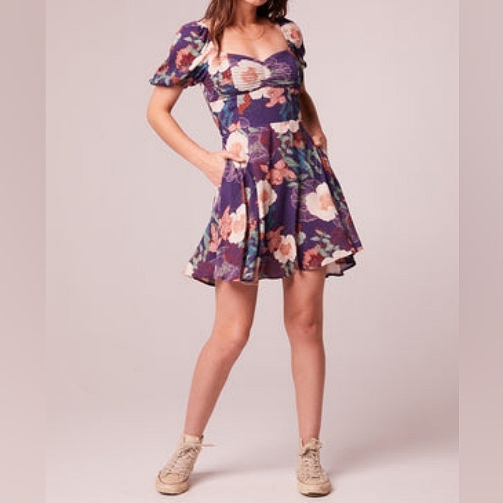 BAND OF THE FREE Aimee Purple Floral Puff Sleeve Mini Dress, Size Medium. NWT - Picture 2 of 7